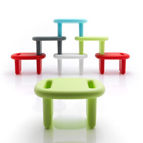 Funny furniture: Woopy and Snoop