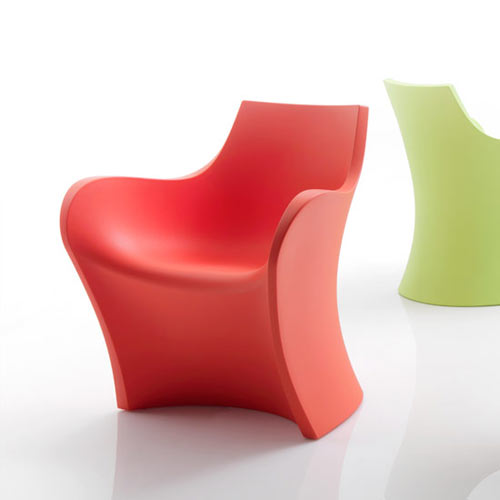 Funny furniture: Woopy and Snoop