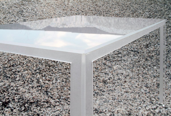 Table by Elda Bellone