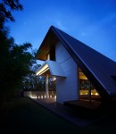Contemporary Architecture The Oxlade House (4)