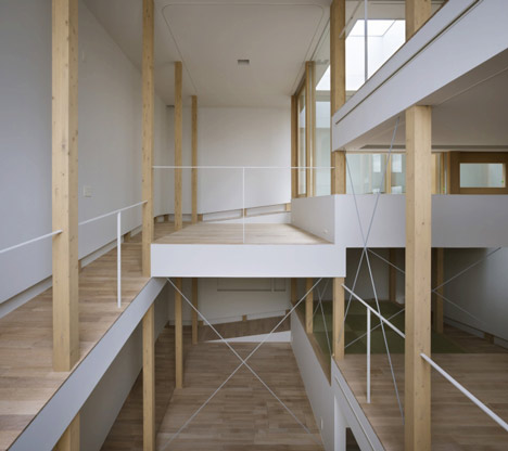 House of Slope by Fujiwaramuro Architects