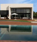 Contemporary Gomez Residence Presenting a Volumetric Architecture (1)