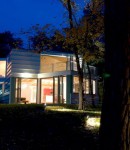 Spectacular Design for Lakeshore House (13)