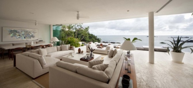 Amazing Finestre Villas by CC Arquitectos