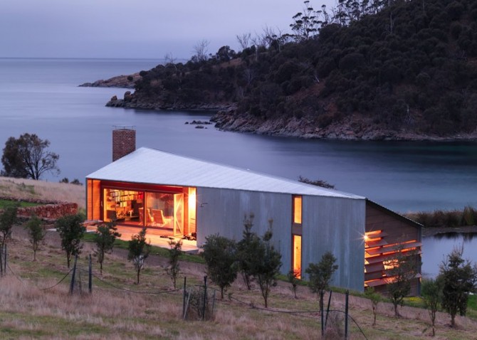 Cozy Shearers Quarters by John Wardle Architects