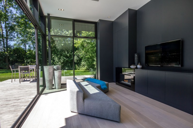 A Multifunctional Dream Home: 44 Belvedere Residence