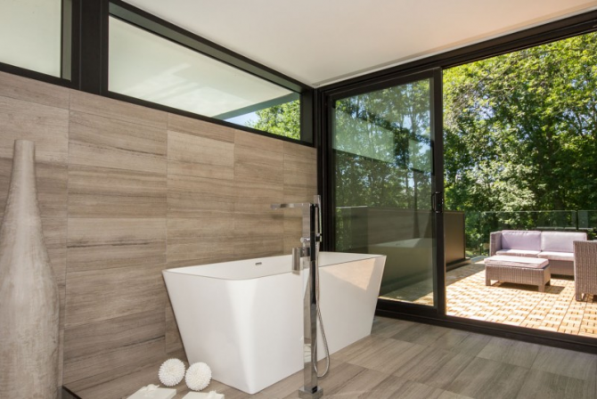 A Multifunctional Dream Home: 44 Belvedere Residence