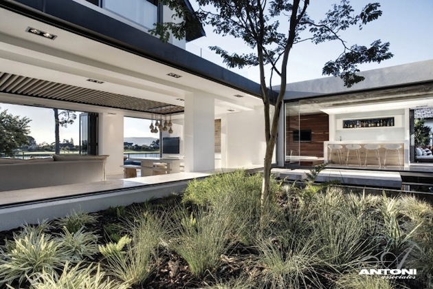 Barefoot Luxury South African Home – the Definition of Luxury