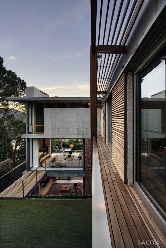 Glen 2961 house – A Perfect Combination of Domestic Aspect and Modernity