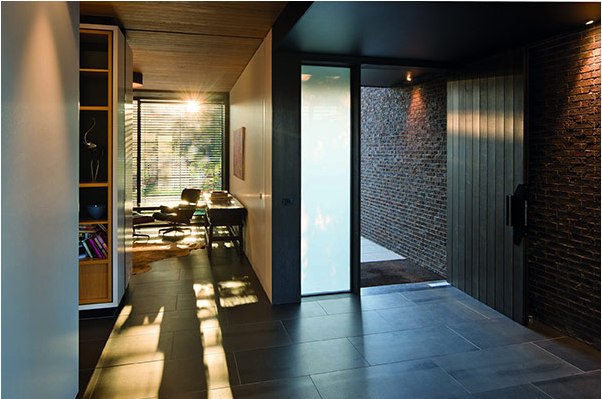 Modernity and Style in a Single Dream Home – Elisabeth Street Residence