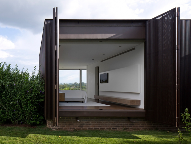 The Aqualina Residence – A Splendid Pyramid for Relaxation in Thailand