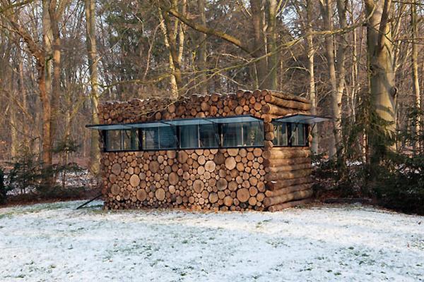 The Log House: A Chalet of Music and Feelings