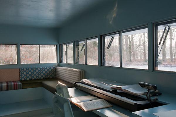 The Log House: A Chalet of Music and Feelings