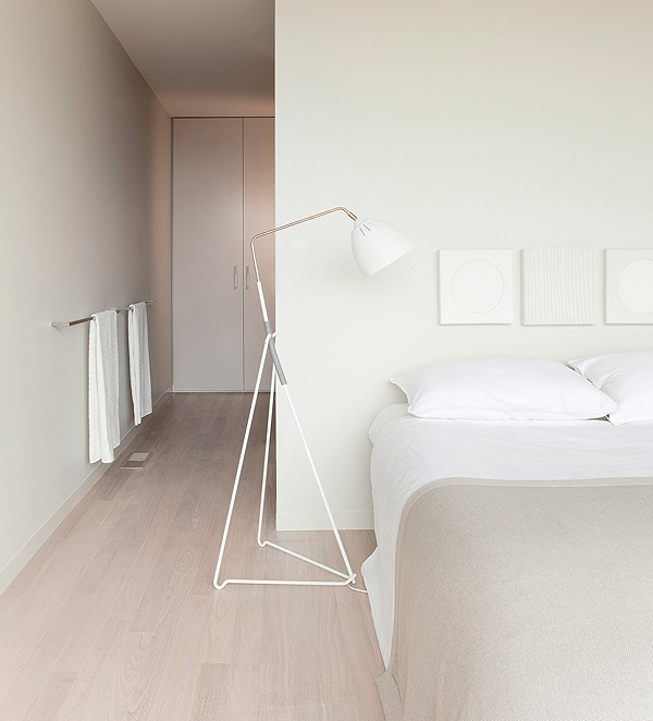 The Ridge Road Residence – a Mixture between Simplicity and Modernity