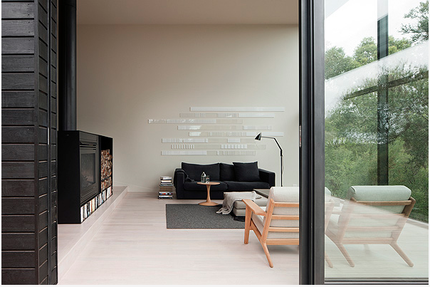 The Ridge Road Residence – a Mixture between Simplicity and Modernity