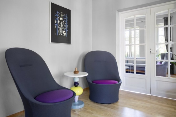 Norwegian Official Residence Based on Grey Shades