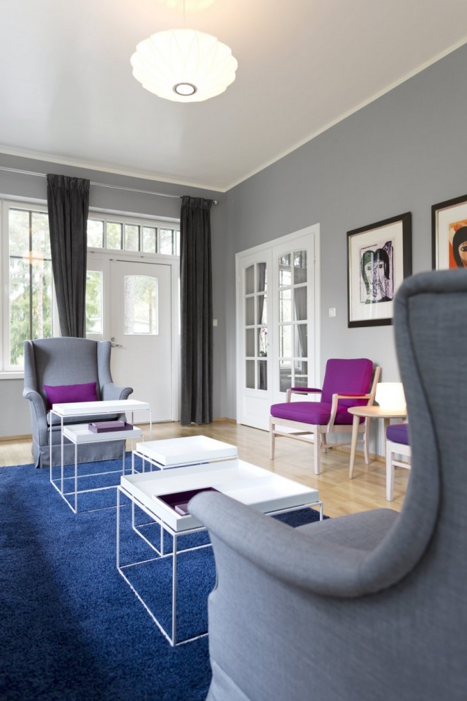 Norwegian Official Residence Based on Grey Shades