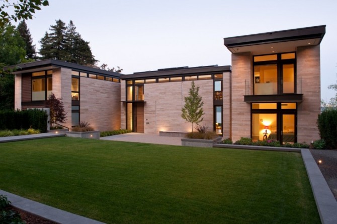 Splendid Architecture: The Washington Park Hilltop Residence