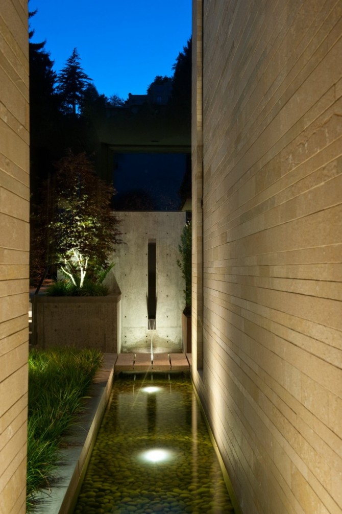 Splendid Architecture: The Washington Park Hilltop Residence